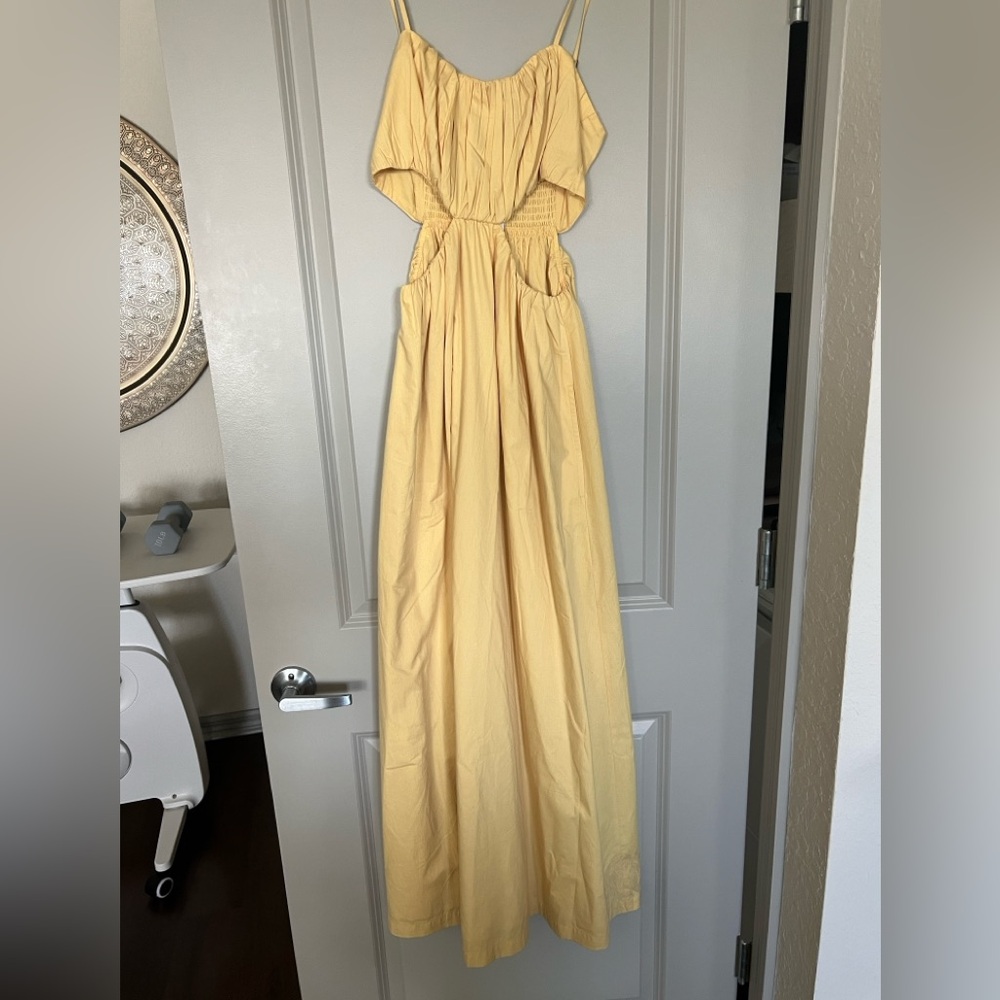 Abercrombie & Fitch Cutout Maxi Dress